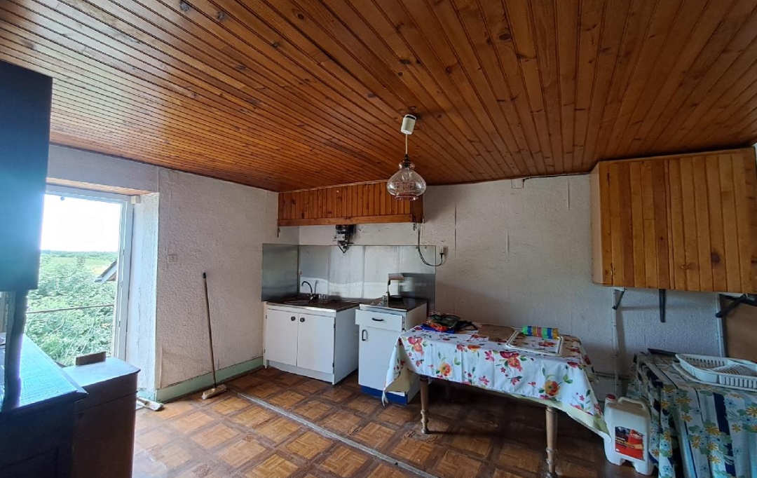 ARDECHE LOZERE IMMOBILIER : Maison / Villa | CHASSERADES (48250) | 210 m2 | 150 000 € 